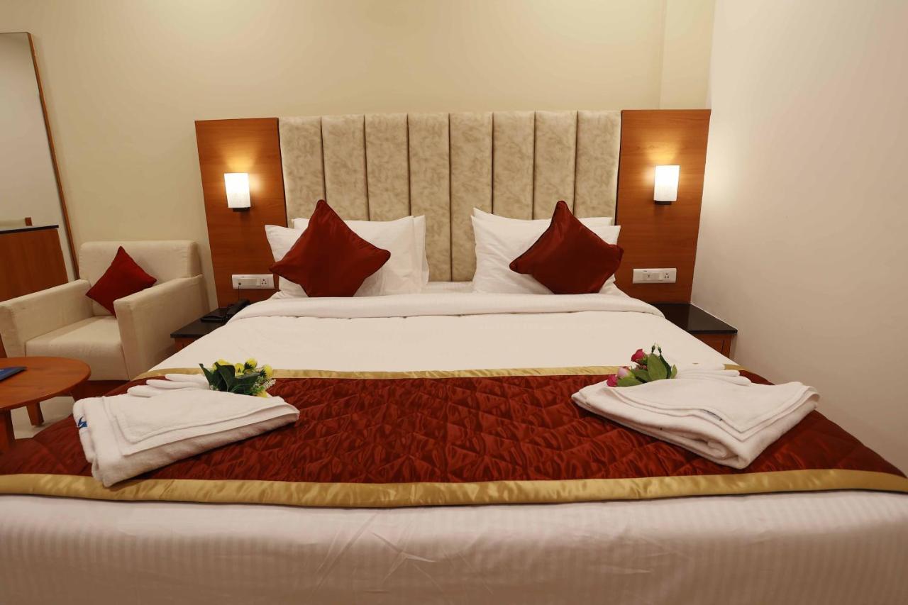 Hotel Bluemoon Тирунелвели Экстерьер фото